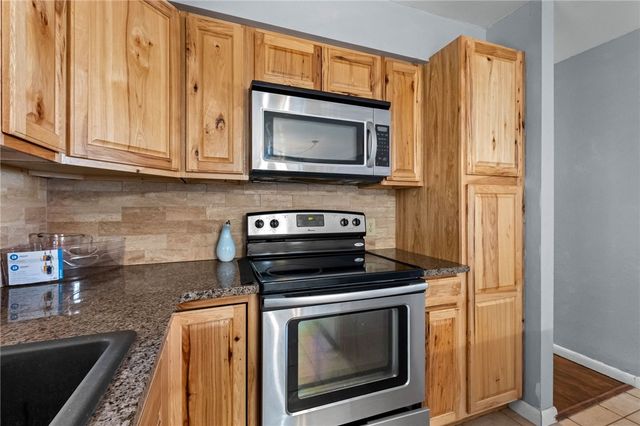 7 Woodbridge Drive, Bella Vista, AR 72714