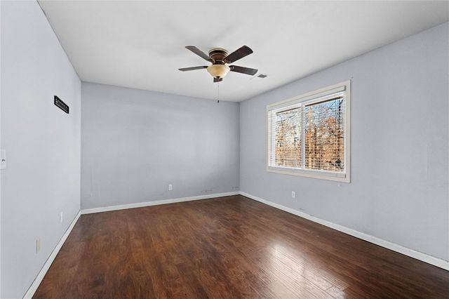 7 Woodbridge Drive, Bella Vista, AR 72714