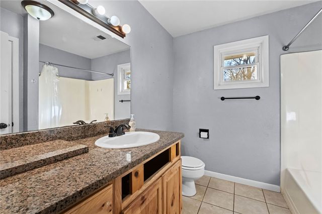 7 Woodbridge Drive, Bella Vista, AR 72714