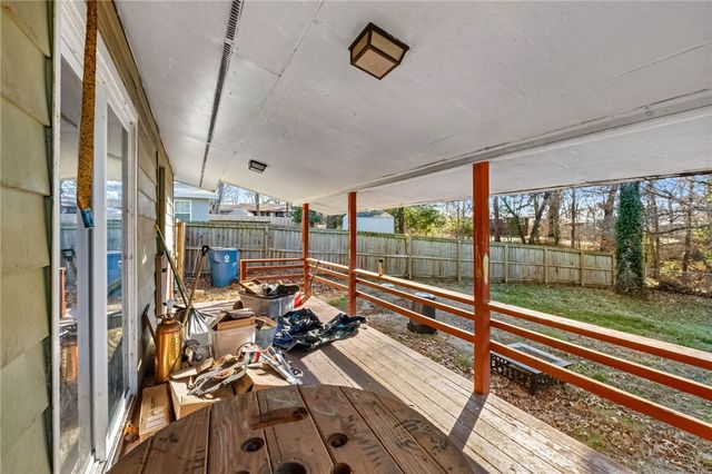 7 Woodbridge Drive, Bella Vista, AR 72714