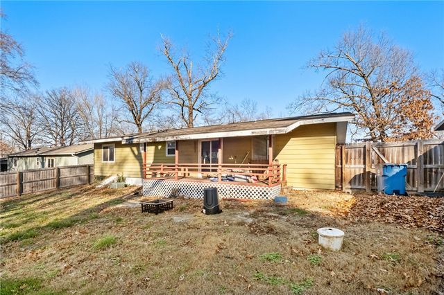 7 Woodbridge Drive, Bella Vista, AR 72714