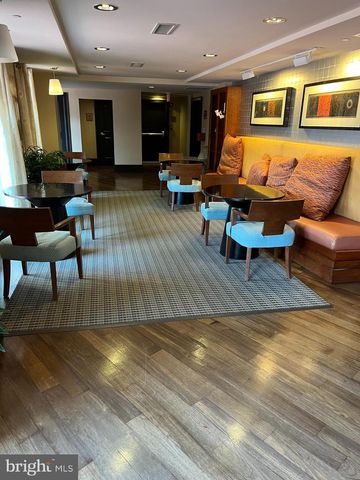 777 7th St NW Apt 803, Washington, DC 20001