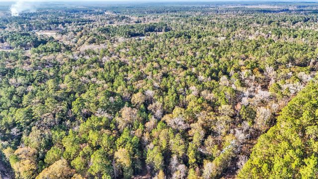 530 Smith Lane, Cleveland, TX 77328