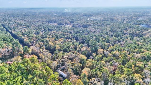 530 Smith Lane, Cleveland, TX 77328