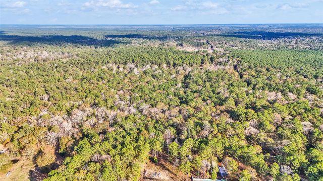 530 Smith Lane, Cleveland, TX 77328