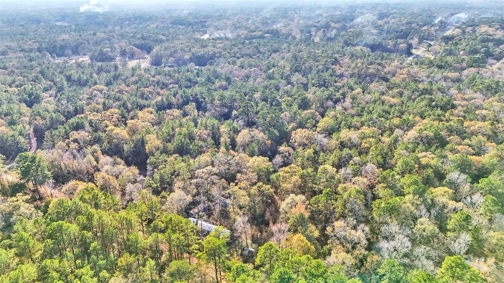 530 Smith Lane, Cleveland, TX 77328