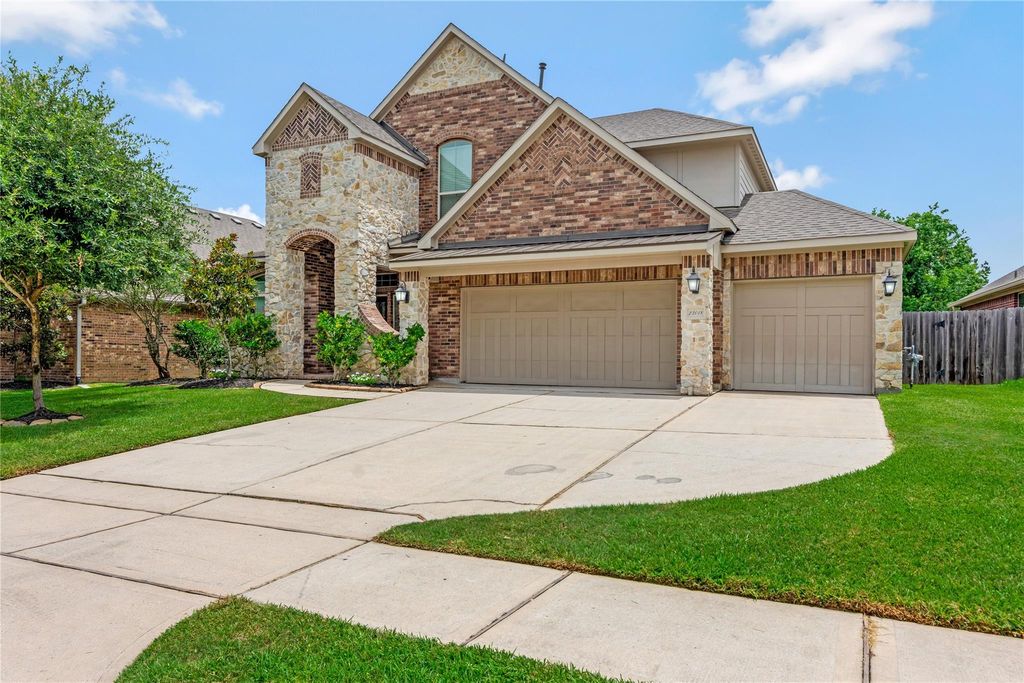 23018 Southern Brook Trail, Spring, TX 77389