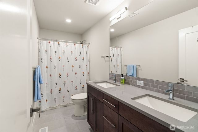 18804 14th Place W, Lynnwood, WA 98037