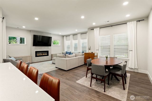 18804 14th Place W, Lynnwood, WA 98037