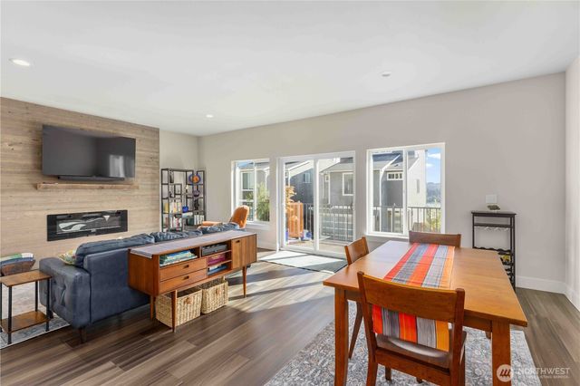 134 Blackfish Court, Bremerton, WA 98310