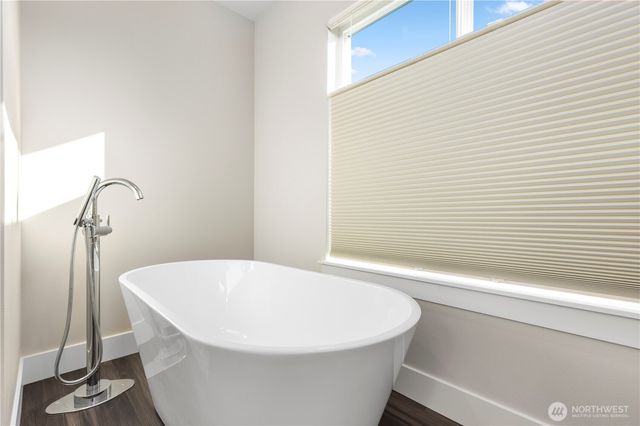 134 Blackfish Court, Bremerton, WA 98310