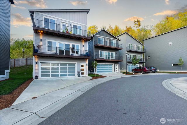 134 Blackfish Court, Bremerton, WA 98310