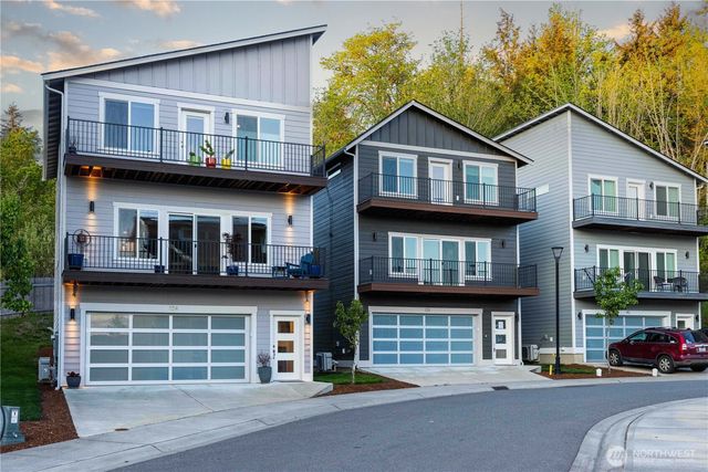 134 Blackfish Court, Bremerton, WA 98310