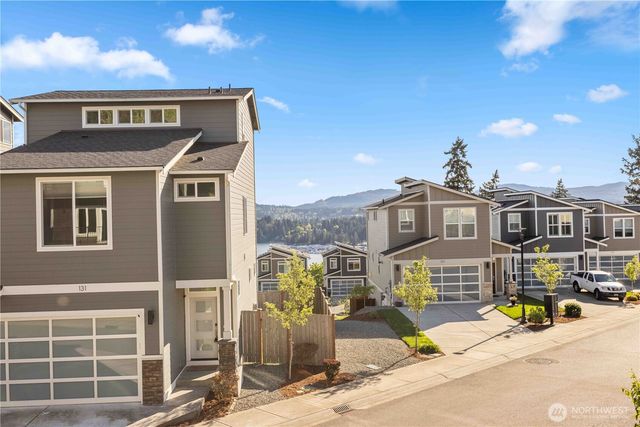 134 Blackfish Court, Bremerton, WA 98310