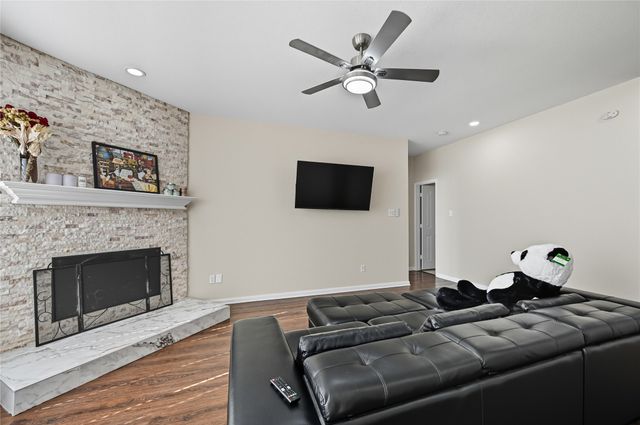4200 Creek Hollow Way, The Colony, TX 75056