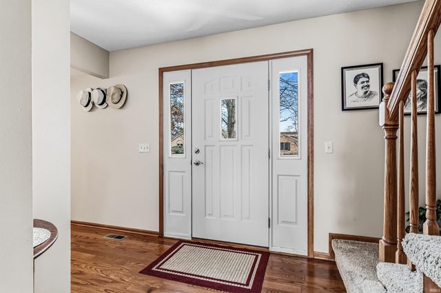 9528 Carine Cove, Fort Wayne, IN 46835