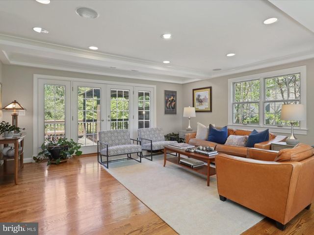 4725 ROCK SPRING RD, Arlington, VA 22207