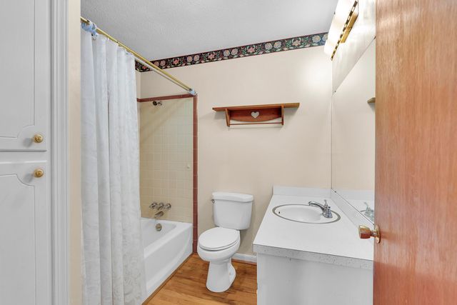 108 McDowell Drive, Boiling Springs, SC 29316