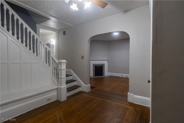 2245 E 87th Street, Cleveland, OH 44106