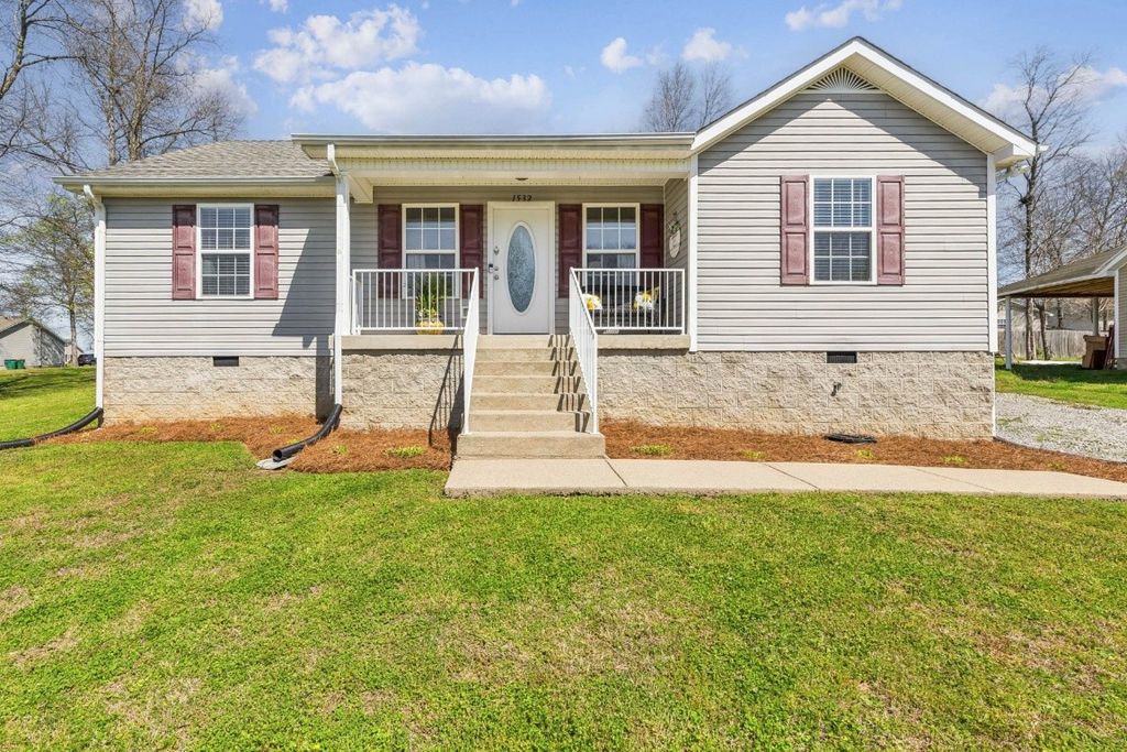 1532 Patrick Dr, Lewisburg, TN 37091