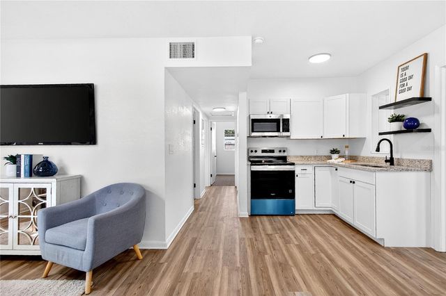 1920 S SUMMERLIN AVENUE, Sanford, FL 32771