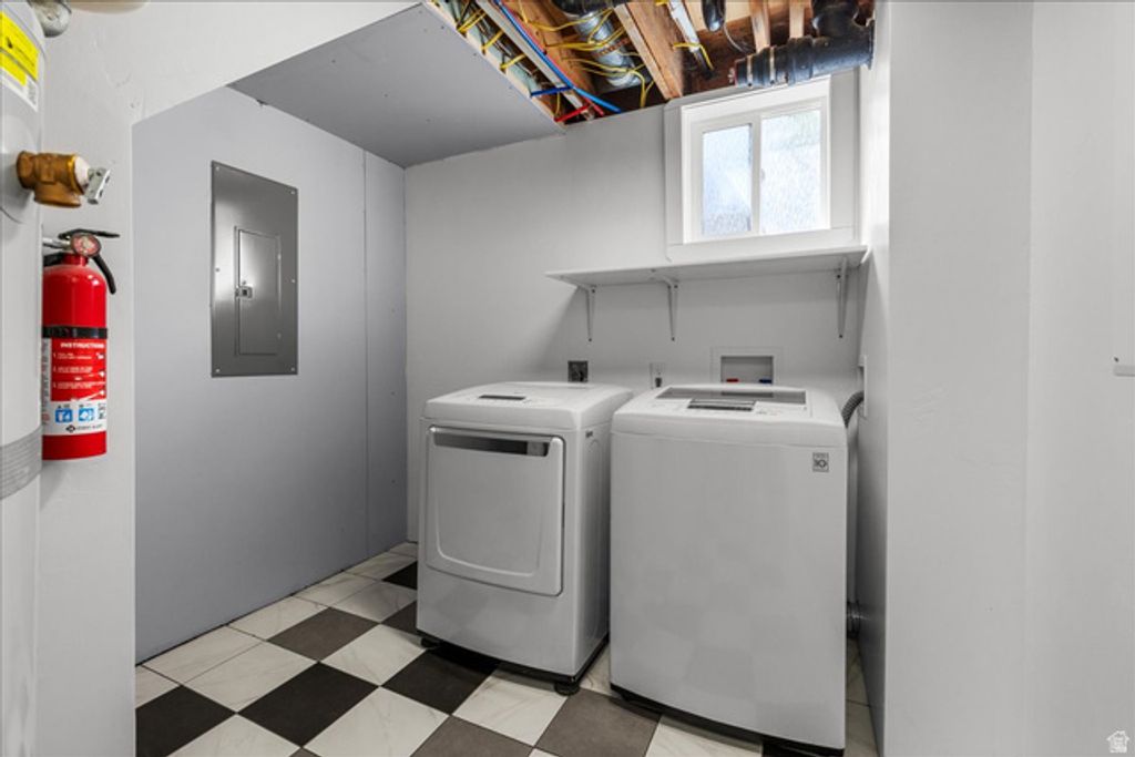 Image 21 of property listing at 187 N PINEHURST AVE, Tooele, UT 84074
