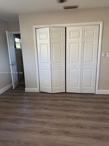 10524 NW 4th St, Plantation, FL 33324