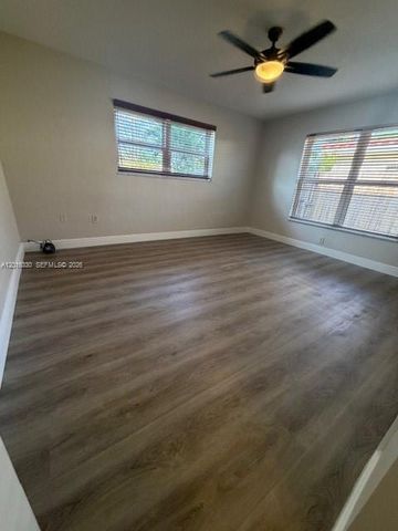 10524 NW 4th St, Plantation, FL 33324