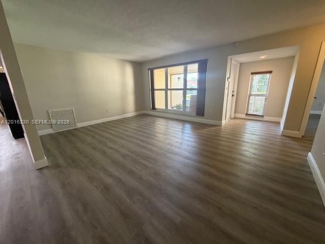 10524 NW 4th St, Plantation, FL 33324