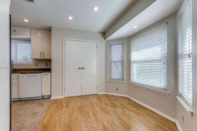 7906 Dove Flight, San Antonio, TX 78250