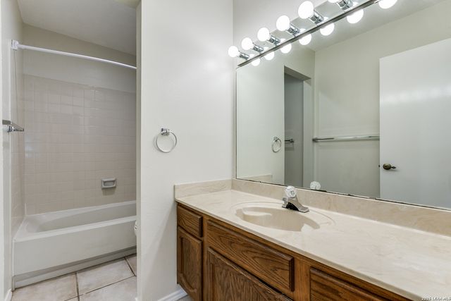 7906 Dove Flight, San Antonio, TX 78250