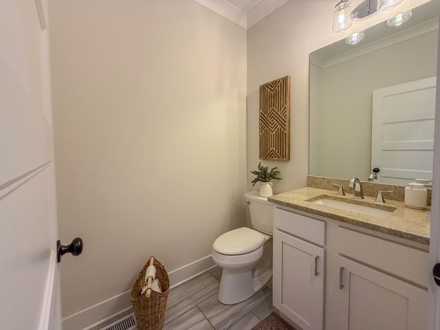 175 Ridge Crest Court SW, Mcdonald, TN 37353