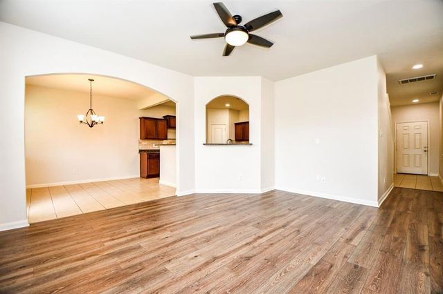 10909 Panther Court SW, Houston, TX 77099