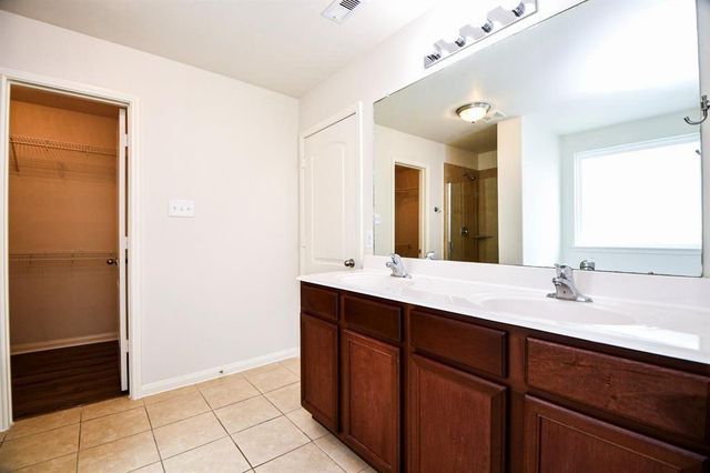10909 Panther Court SW, Houston, TX 77099