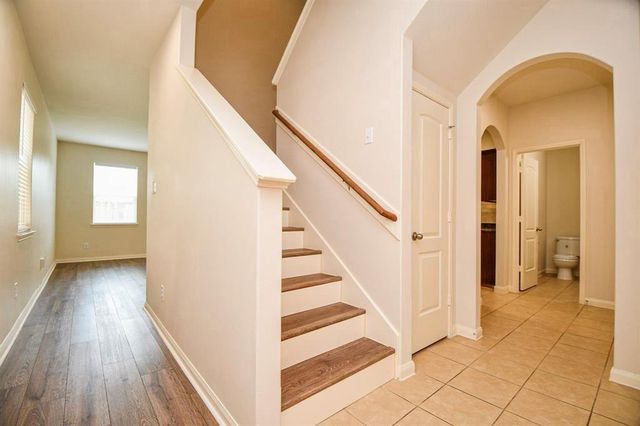 10909 Panther Court SW, Houston, TX 77099