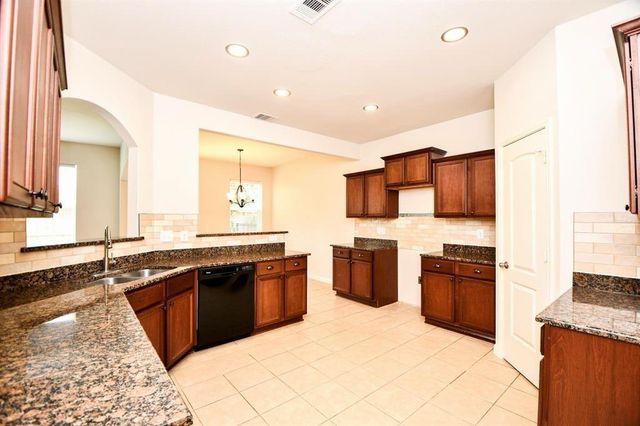 10909 Panther Court SW, Houston, TX 77099