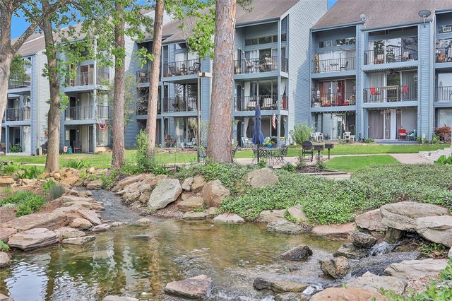 12500 Melville Drive 345D, Montgomery, TX 77356