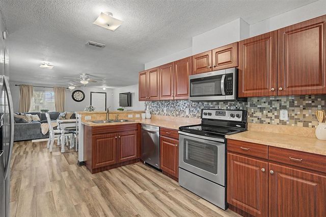 15373 CALLISTA LANE, Dade City, FL 33523