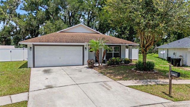 15373 CALLISTA LANE, Dade City, FL 33523
