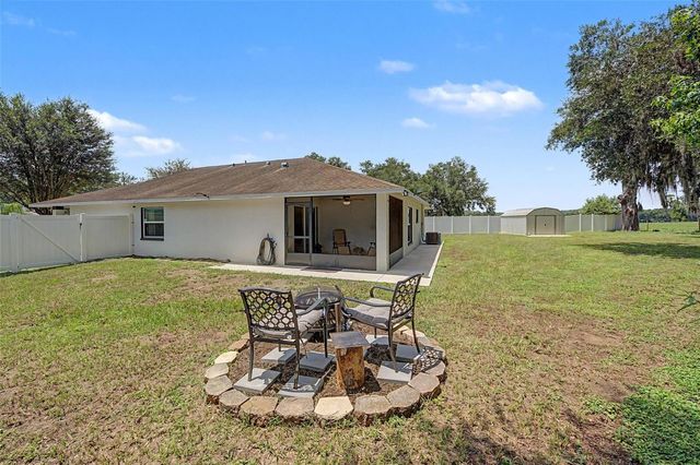 15373 CALLISTA LANE, Dade City, FL 33523