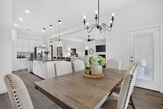 134 Hollingsworth Lane, Glenn Heights, TX 75154