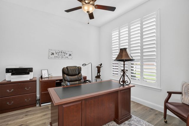 134 Hollingsworth Lane, Glenn Heights, TX 75154