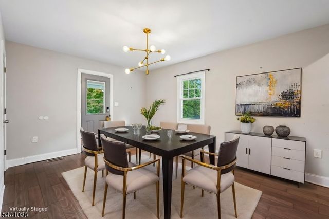53 Dohrman Ave, Teaneck Twp., NJ 07666