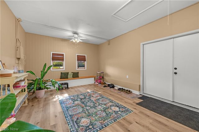 700 Harris Road, Sheffield Lake, OH 44054