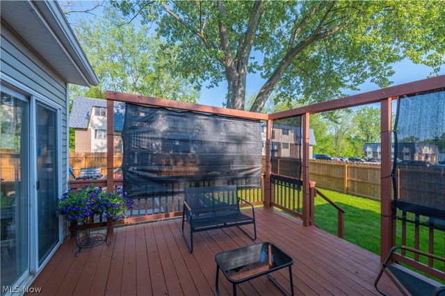 700 Harris Road, Sheffield Lake, OH 44054