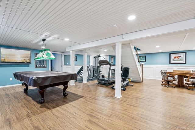 155 Bengeyfield Drive, East Williston, NY 11596