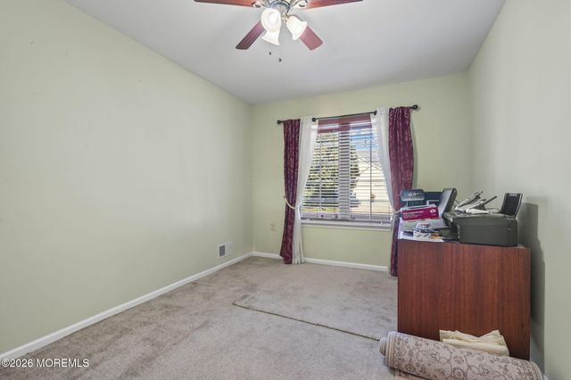 5 Grosunor Court, Jackson, NJ 08527