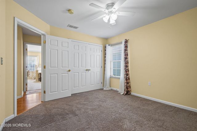 5 Grosunor Court, Jackson, NJ 08527