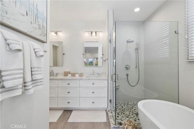 1900 Pacific Coast 9, Huntington Beach, CA 92648