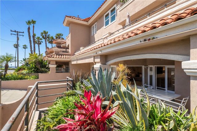 1900 Pacific Coast 9, Huntington Beach, CA 92648